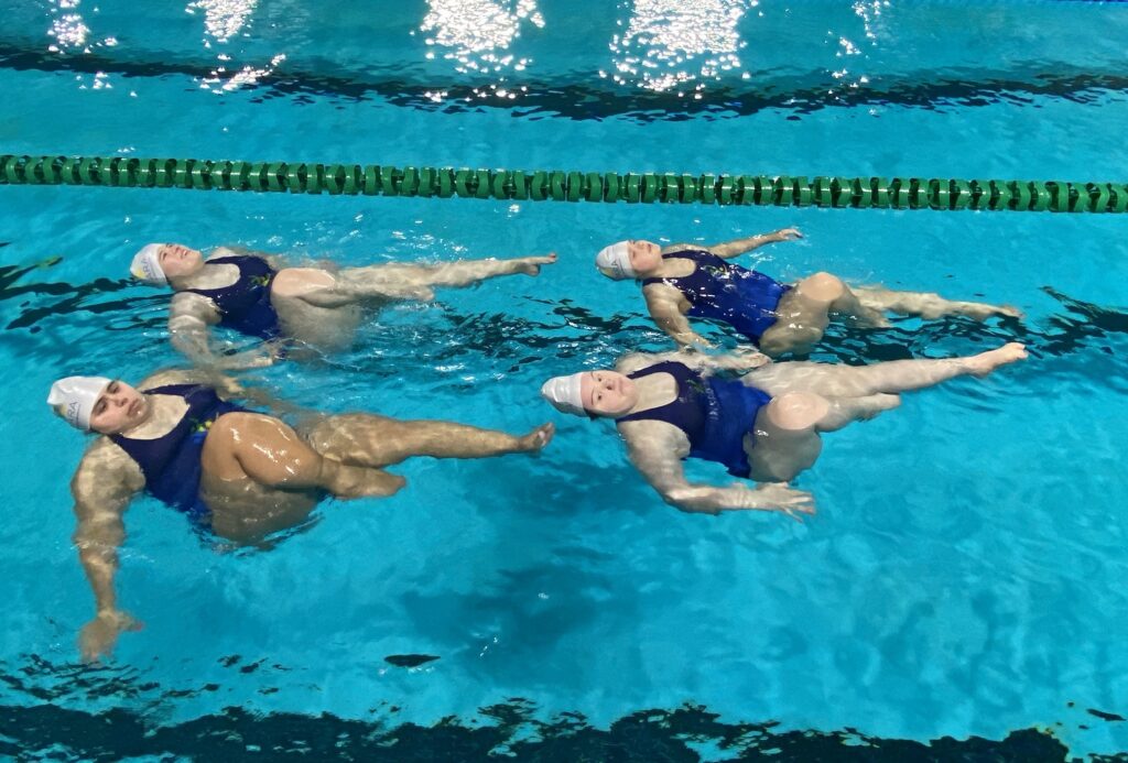 Nado Artístico Inclusivo (em execução)